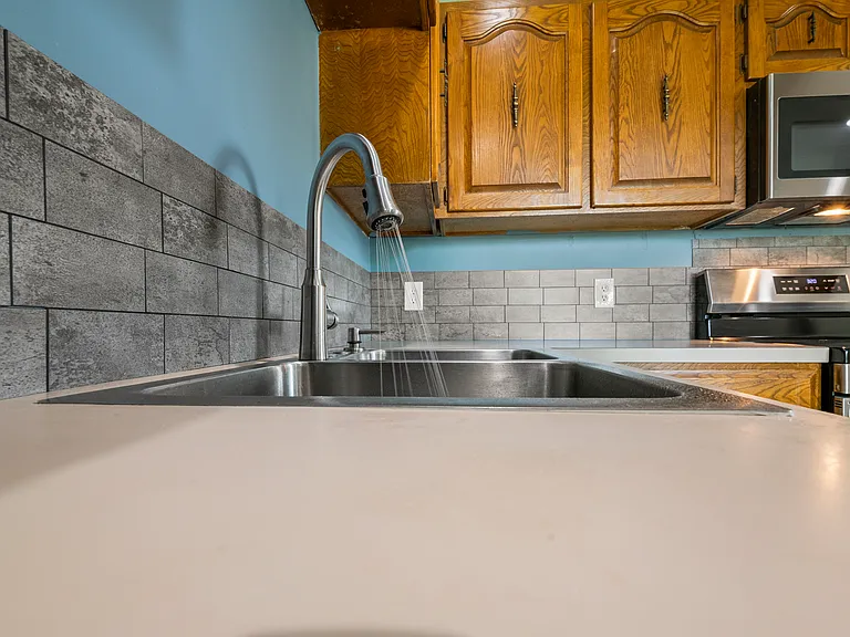 9705 S 21st Ave — Photo 25