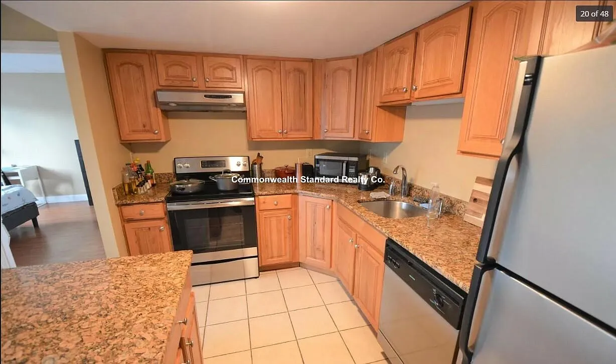 2 bed, 1000 sqft, $3,900 — Photo 1