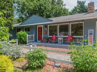 3006 Asbury St, Roseville, MN 55113