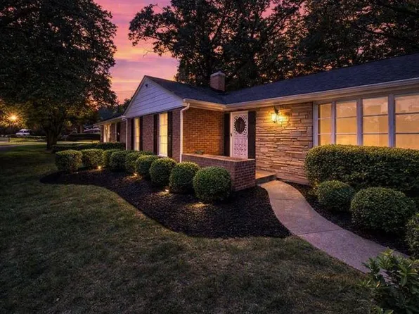 14 Thurston Dr, Upper Marlboro, MD 20774