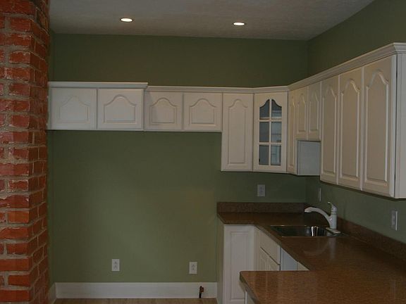 4th image of 1533 Lakewood Ave #2