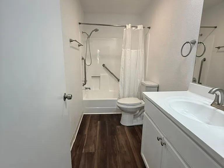 7235 Baird Avenue — Photo 13