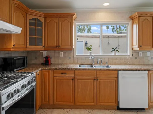 6521 Wystone Ave Unit 3, Reseda, CA 91335