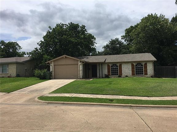 2nd image of 1705 Quail Dr