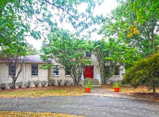 5 Miller Farm Rd, Somerset, NJ 08873