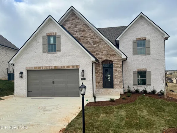2135 Lantern Park Ln, Knoxville, TN 37932