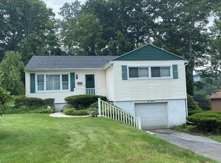 1020 Granger Dr, Johnstown, PA 15905