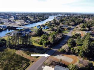 930 Wawona Ave SE, Ocean Shores, WA 98569