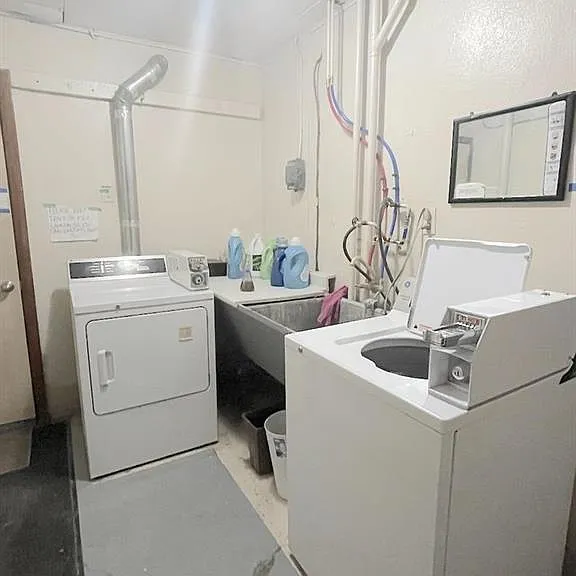 335 Detroit St #6 — Photo 7