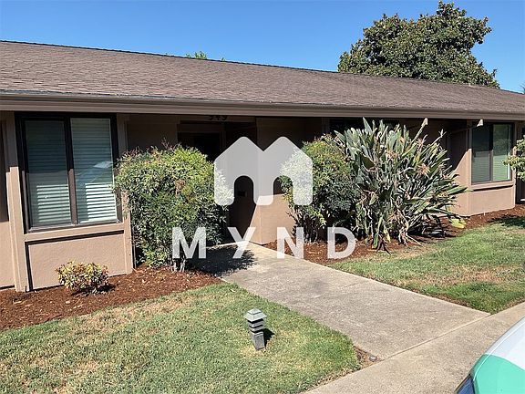 2nd image of 949 Robin Ln #949
