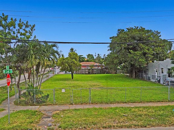 2nd image of 2397 NW 34th St
