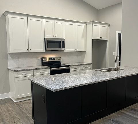 5th image of 437 N Alpha Bellbrook Rd