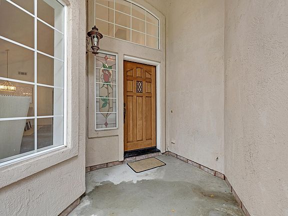 4th image of 3825 Sheffield Cir