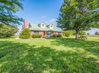 2075 County Road 304, Gainesville, TX 76240