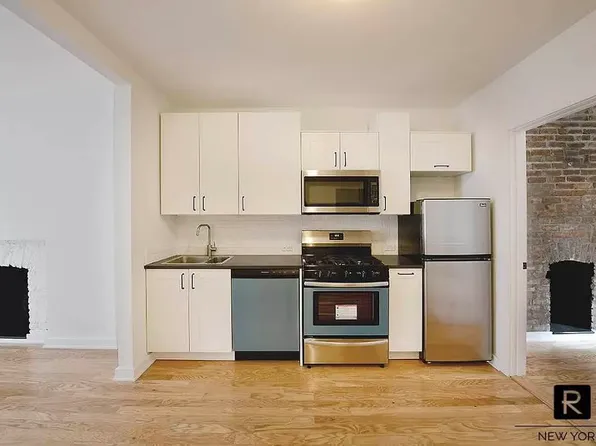 498 Sixth Avenue image 2 of 6