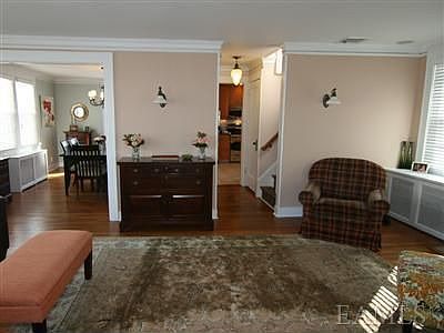 5th image of 11 Franklin Ave