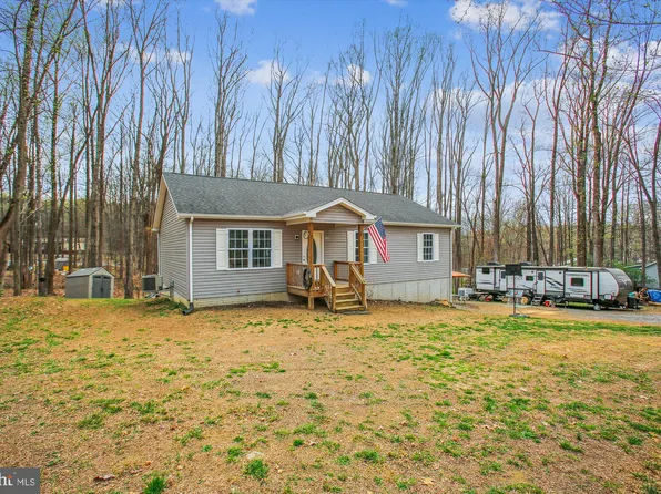 228 Apple Jack Ln, Harpers Ferry, WV 25425