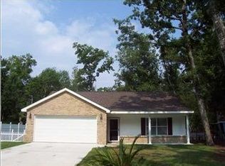 165 Sycamore St, Freeport, FL 32439