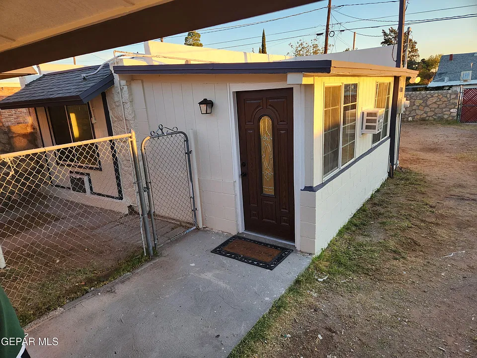 4122 Cumberland Ave #REAR