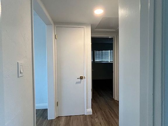 4th image of 2211 S Grand Ave #2