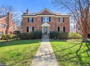 3927 Idaho Ave NW, Washington, DC 20008