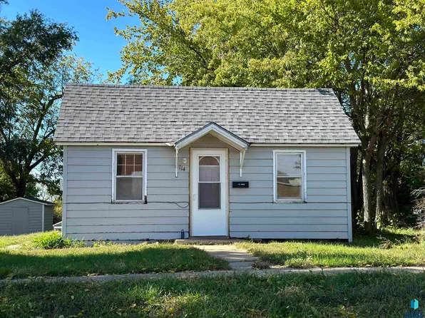 114 Broad St, Alcester, SD 57001
