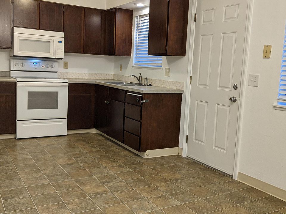 1st image of 931 E Queen Ave