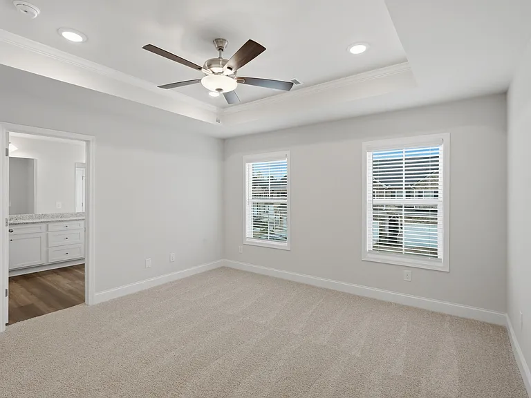 2260 Chant St — Photo 32