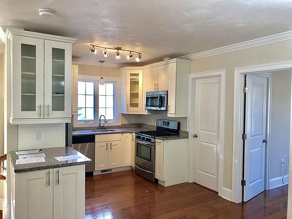 2nd image of 44 Town Hill St #3