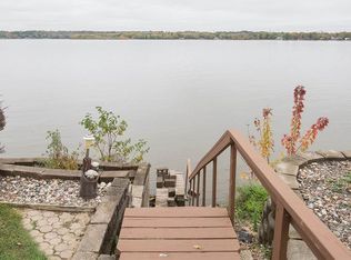 2870 Marigil Ln, Bettendorf, IA 52722