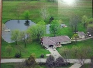 15768 Garnett Dr, Excelsior Springs, MO 64024