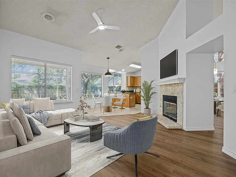 8417 Cornerwood Dr — Photo 16