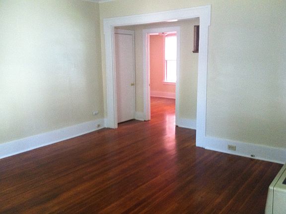 2nd image of 127 Stafford St #B