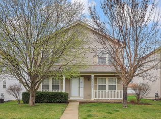 21536 Vesper St, Crest Hill, IL 60403