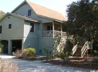 627 Seahorse Anx, Saint Helena Island, SC 29920