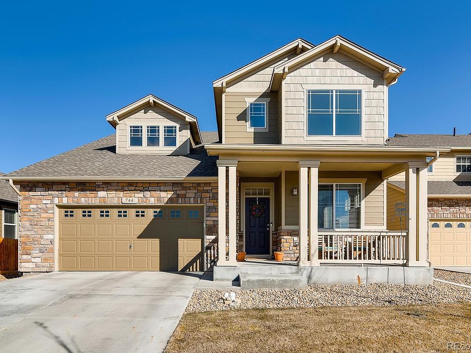 1st image of 744 Campfire Dr