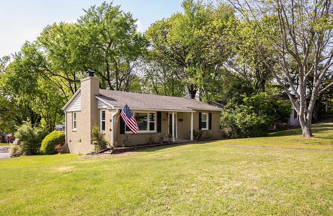 2500 Durwood Road - 1 — Photo 2