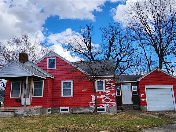 2nd image of 1468 Woodman Dr