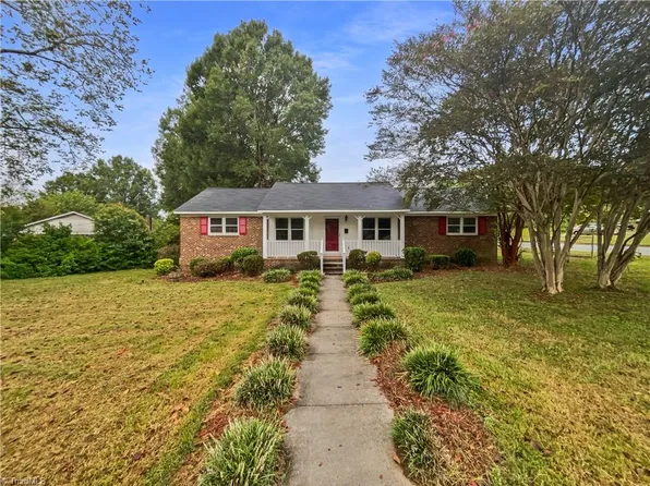 516 Wentworth Dr, Graham, NC 27253