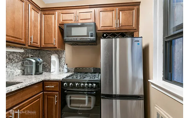 Sold by Douglas Elliman | media 3