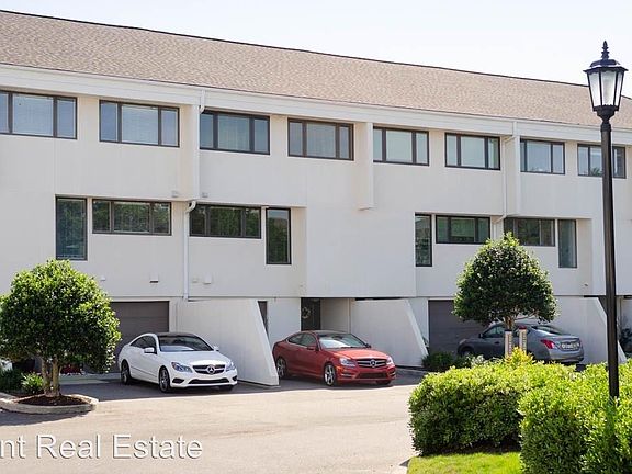 2nd image of 5414 Marina Club Dr