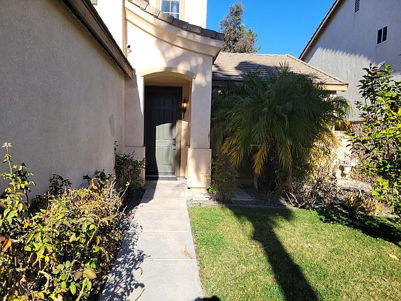 2nd image of 31508 Whitefield Ct