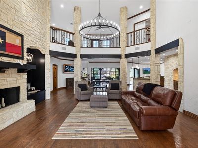 115 Saint Annes Dr, Mabank, TX, 75156