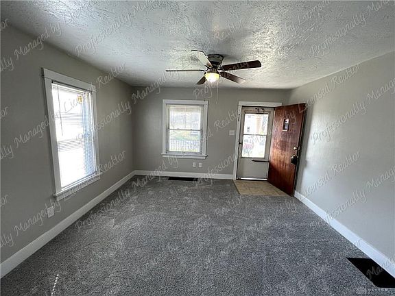 5th image of 103 E Main St