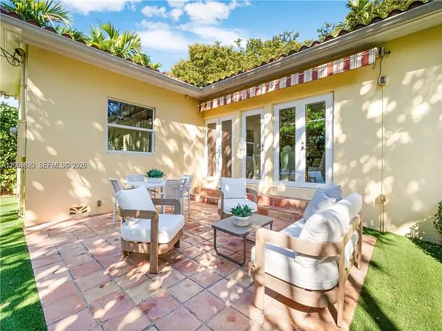 414 Camilo Ave — Photo 4