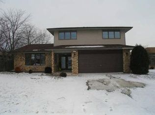 15637 Vista Dr, Oak Forest, IL