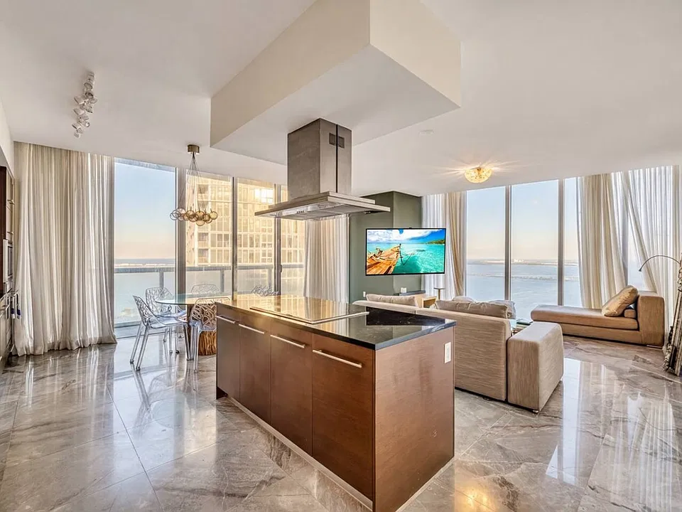 485 Brickell Ave #49-ID1560823P