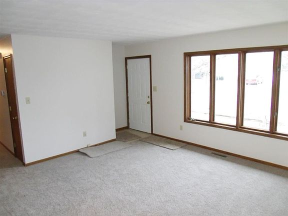 2nd image of 60357 Surrey Ln