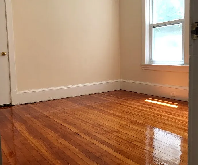 28 Beaconsfield Rd #1 — Photo 15