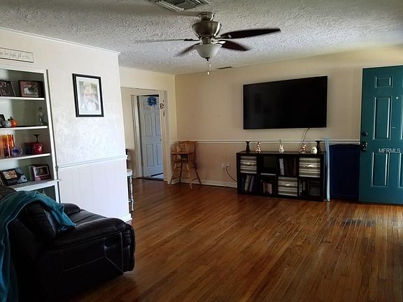 3rd image of 2612 23rd St W